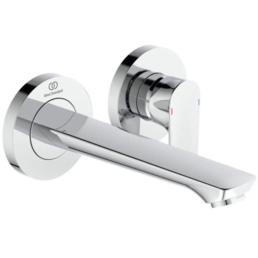 Wandmontierte Armatur in glänzendem Chrom, mit einem langen Auslauf. Von Ideal Standard, ausgestattet mit einem Steuerhebel zur Regelung von Wasserfluss und Temperatur.